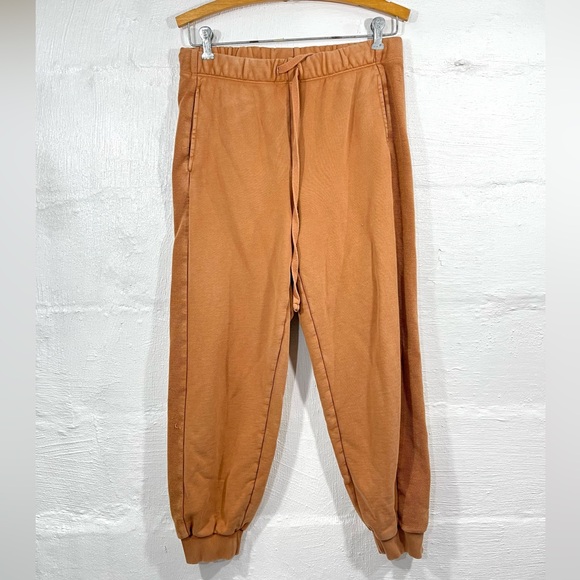 AERIE CASUAL JOGGER (a319) - Picture 1 of 14